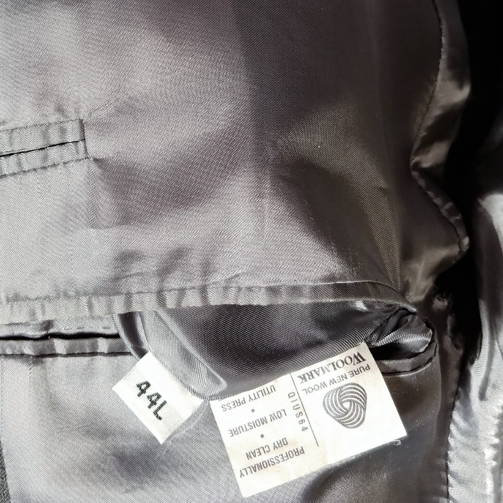 Burberry Grey Pinstripe Blazer 44L - Picture 8 of 8